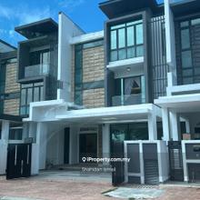 Exclusive! High-End 3-Storey Terrace in Anggun Kirana - Modern Luxury