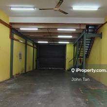 Comes with cargo lift and auto roller shutter