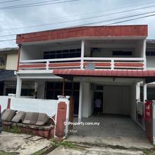 Taman Sri Desa Cenering House
