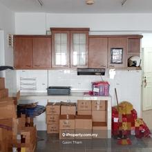 Amber Court Apartment freehold for sale, good and cool weather place