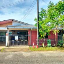 Semid balok baru fully renovated 7 bilik utk sewa