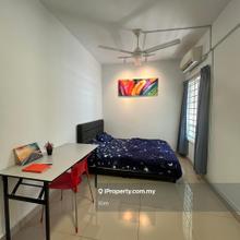 Include Utilities And Wifi Medium Room Casa Residence, 