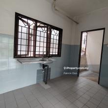 Super Cheap Low Floor Unit @ Taman Pinggiran Delima Flat 