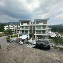 Lakeclub @ Kenanga Residence @ Majestic Rawang Semi D