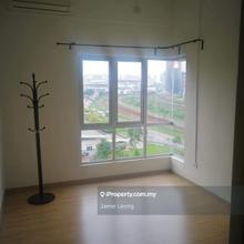 2 parking Partly Furnish Anyaman Residence 1000sf 3r2b Tasik Selata