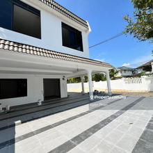 Sri bahagia tampoi area corner house for sale 