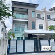 Canary Garden Triple Storey Semi-D House Klang