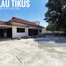 Commercial bungalow for Sale