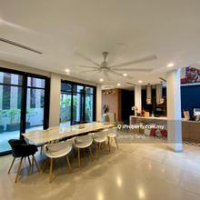 Gated & Guarded, Spacious, Cosy 3-storey Semi-D with Practical Layout