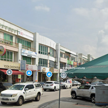 Corner ground floor shop at bandar bukit tinggi 1 for rent 