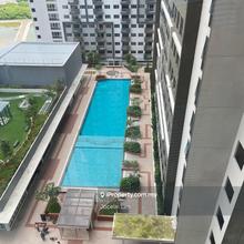 Sale with tenancy, facing swimming view, high floor, Nearby MRT & LRT