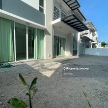 Senibong Cove @ Isola Villa 