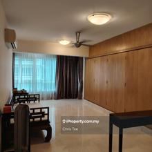 Strategic City Living 1,367 sqft Next to Mid Valley Megamall