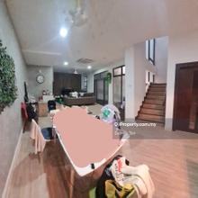 Laman Glenmarie Seksyen U1 Double Storey House near NKVE Petron