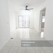 2 Rooms, 708sf, Basic, Minest Sentul for Rent, Klcc View