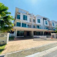 Freehold Biggest Corner Lot 3 Storey Superlink Cassia Garden