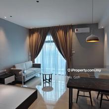 It's a 15-minute bus ride to ciq. Bus stop is just a short walk away