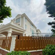 Straits Courtyard Corner Lot Bungalow For Sale