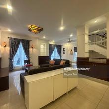 Luxury Semi D Ready Move in Condition for Sale