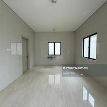 3 Storey Semi D @ Dolomite Templer