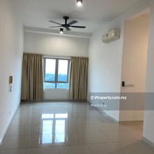 Spacious Unit With Partial Furnish Unit Suit For Family & Student