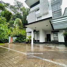 Big Bungalow for Sale