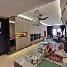 Renovated and Well Keep Unit, Move in Condition