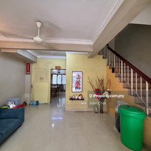 Puchong Utama terrace house move in condition fully extended