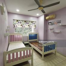 Large 4 bedrooms unit beside LRT Sri Rampai for rent