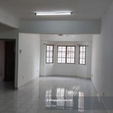 Good for invest or own stay, Walking distance to LRT, Full Loan T&C