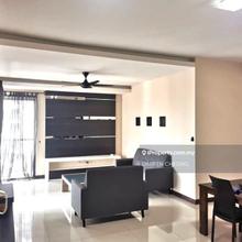 Super low density, various amenities.