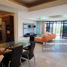 Low Dense Condo Privacy