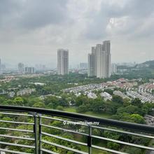 Facing the park and with quality furniture/fittings