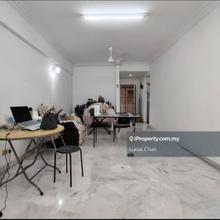 Area Specialist Many Type Unit On Hands Feel Free To Check With Us