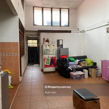 Single storey corner, bi spacious rare find