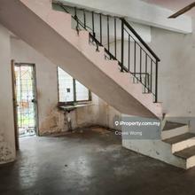 Taman Usaha Jaya, 2sty End lot unit, Bukit Desa, Kepong