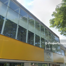 High ROI 4.5% Ss17 Frontage Facing Intermediate 2 Sty Shoplot for Sale