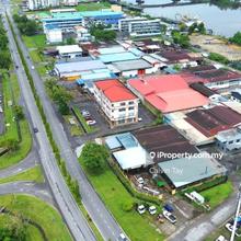 2 Storey Semi D Industrial Warehouse (4800 sqft) at Pending, Bintawa