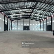 Detached Factory With Loading Bay & Sprinkle System