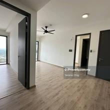 Kota Damansara Emporis residence partly furnished near to MRT Segi