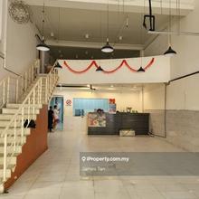 Spacious Ground Floor Endlot Shop Lot at Pv128, Setapak - For Rent