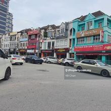 Taipan Shop For Sale