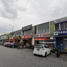 Grd Floor of 2 Sty Shop Facing Mainroad Saujana Rawang Country Homes