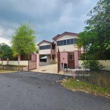 Corner Lot 13000 Sqft Banglo 2 Tingkat Desa Pinggiran Putra