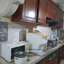 Apartment Sri Puteri, Taman Ukay Perdana, Ampang Well Kept