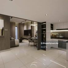 Ready Move In! Free furnished, Ready tenants, Beside Mall & Shop