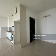 M Macrolink Medini condo/ Invest/ Ownstay/ Below market price