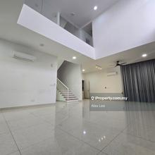 Partially Furnished Long Branch 3 Storey Bungalow Kota Kemuning G&g