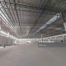 Detached factory with loading bay for rent, new unit