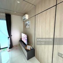 Mid floor, fully furnished with nice city view & greenery view!